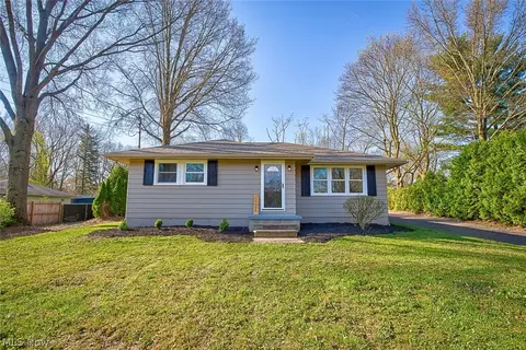 1128 Hyfield Ave, Akron, OH 44319