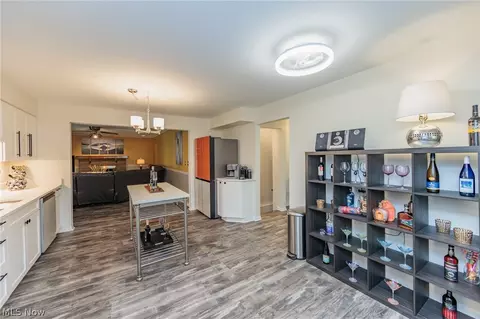 Living - 6178 Carlyle Dr, Seven Hills, OH 44131 photo 1 of 6