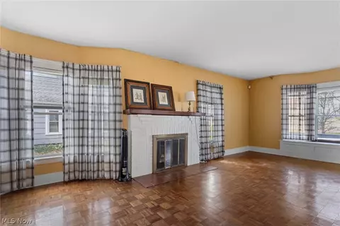 1326 Walnut Blvd, Ashtabula, OH 44004 photo 9