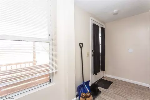 1705 E 29th St, Lorain, OH 44055 photo 6