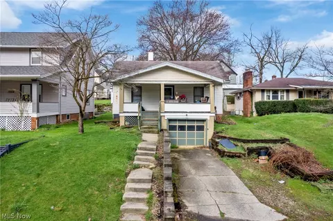 835 Reservoir Dr NE, Massillon, OH 44646