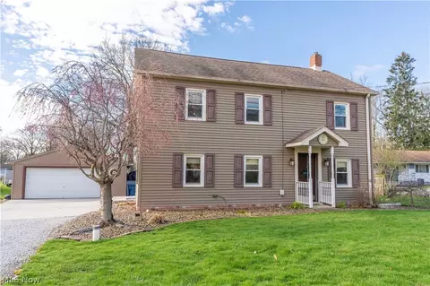 292 W Nimisila Rd, New Franklin, OH 44319