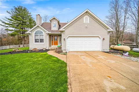 14391 Baker Rd, Madison, OH 44057