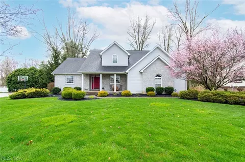 3125 Linden Pl, Canfield, OH 44406