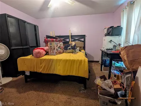 Bedroom - 124 Prospect St, Spencer, WV 25276 photo 2 of 2