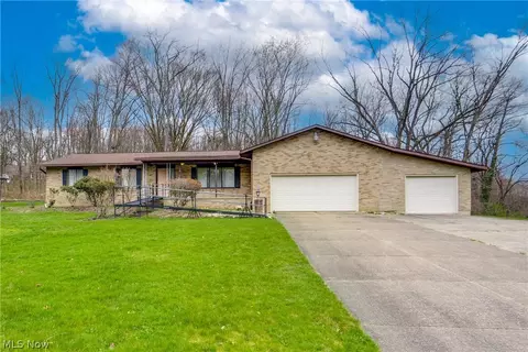 3334 E Tuscarawas Ext, Barberton, OH 44203