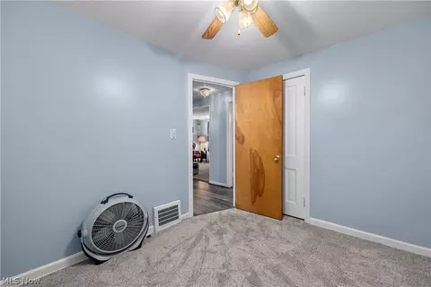 Bedroom - 158 Lafayette St, Elyria, OH 44035 photo 6 of 12