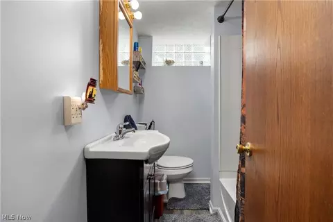 Bath - 158 Lafayette St, Elyria, OH 44035 photo 2 of 2