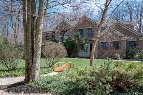 Exterior - 5581 High Point Rd, Solon, OH 44139 photo 5 of 12
