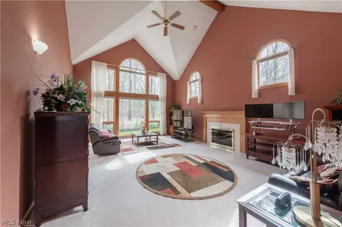 Living - 5581 High Point Rd, Solon, OH 44139 photo 4 of 5