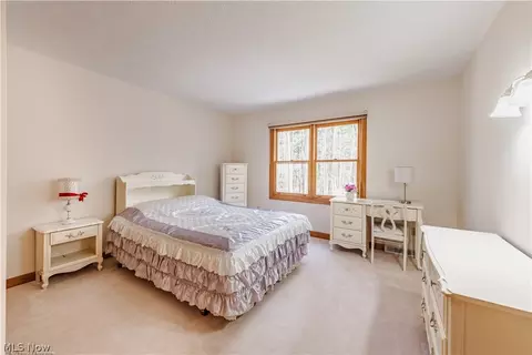 Bedroom - 5581 High Point Rd, Solon, OH 44139 photo 5 of 7