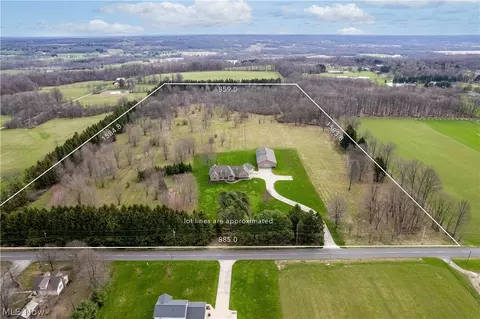 View/Area - 8569 Yoder Rd, Wadsworth, OH 44281 photo 2 of 3