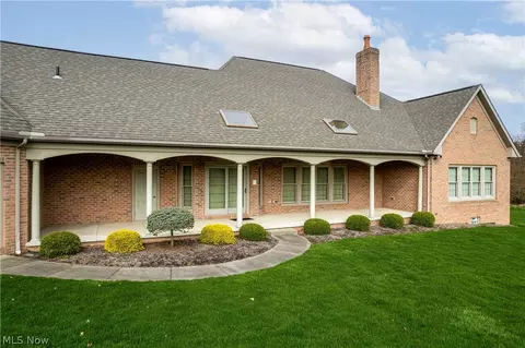 Exterior - 8569 Yoder Rd, Wadsworth, OH 44281 photo 8 of 10