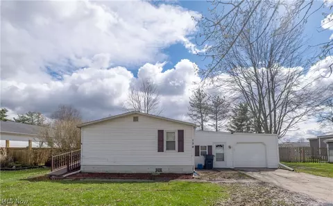 Exterior - 139 E Lake Ct, Lagrange, OH 44050 photo 3 of 6