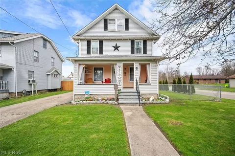 349 E Broad St, Newton Falls, OH 44444