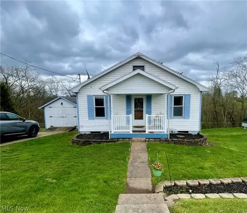 1212 Cisler Dr, Marietta, OH 45750