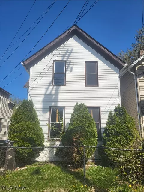 3189 W 30th St, Cleveland, OH 44109