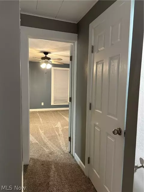 Entry Way - 211 E Porter St, Malvern, OH 44644 photo 2 of 4