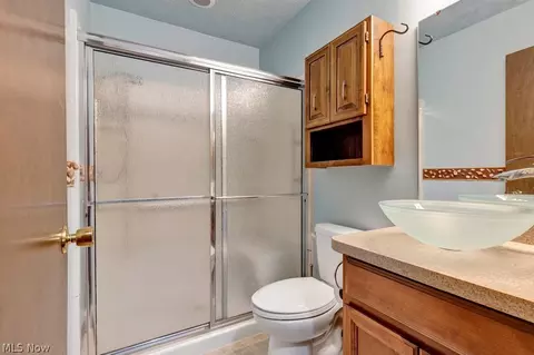 Bath - 1009 E River St, Elyria, OH 44035 photo 1 of 2