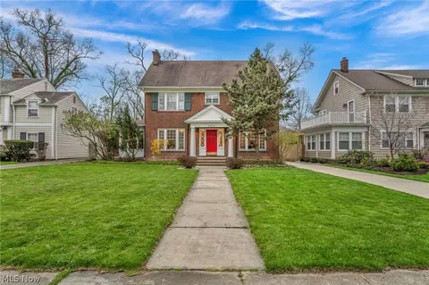 2914 Chadbourne Rd, Shaker Heights, OH 44120