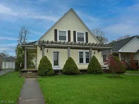 1920 E 29 St, Lorain, OH 44055