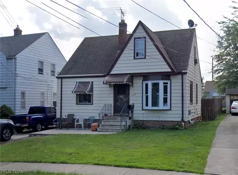 6009 Delora Ave, Cleveland, OH 44144