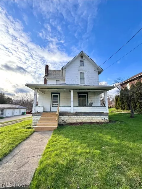 144 Church St SW, Sugarcreek, OH 44681