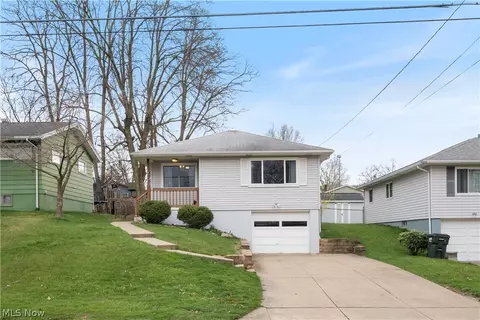 406 Lincoln Ave, Barberton, OH 44203