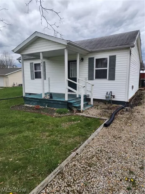 3595 Lincoln St, Roseville, OH 43777