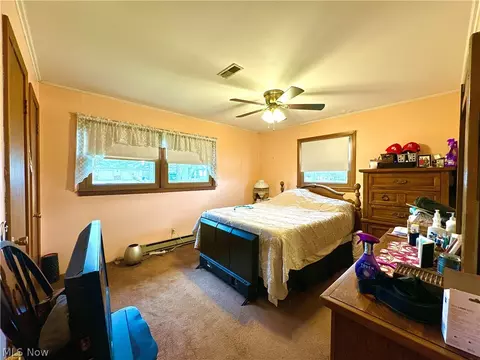 Bedroom - 60997 Sandy Ridge Rd, Barnesville, OH 43713 photo 1 of 3