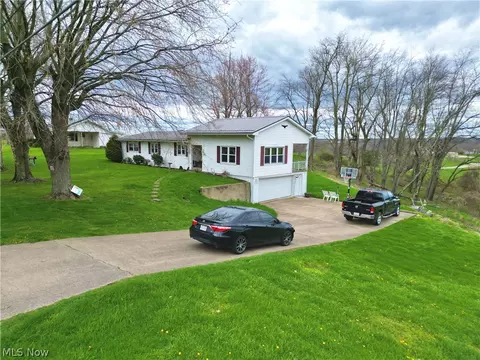 Exterior - 60997 Sandy Ridge Rd, Barnesville, OH 43713 photo 4 of 4