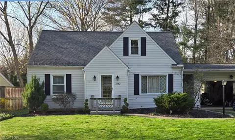 3082 Edgerton Rd, Silver Lake, OH 44224