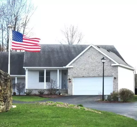 818 Woodfield Ct, Boardman, OH 44512