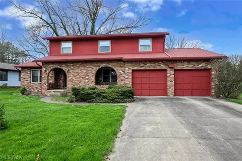 1375 Westview Cir SE, North Canton, OH 44720