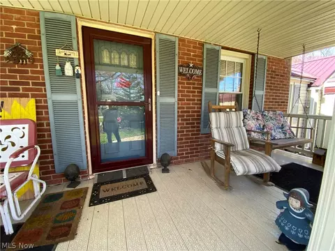 Exterior - 6431 Austinburg Rd, Ashtabula, OH 44004 photo 3 of 18