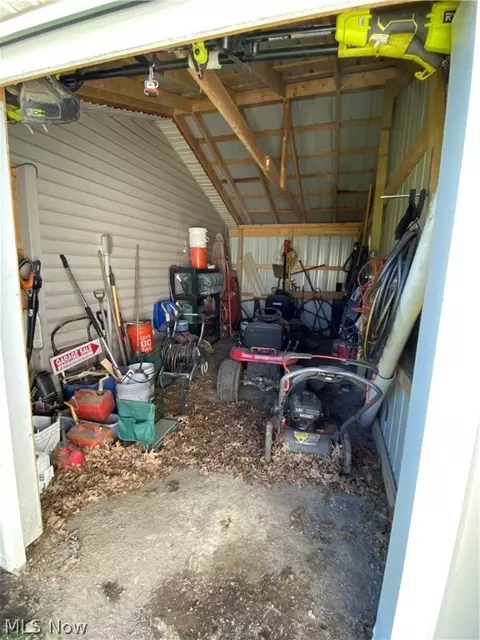 Exterior - 6431 Austinburg Rd, Ashtabula, OH 44004 photo 11 of 18