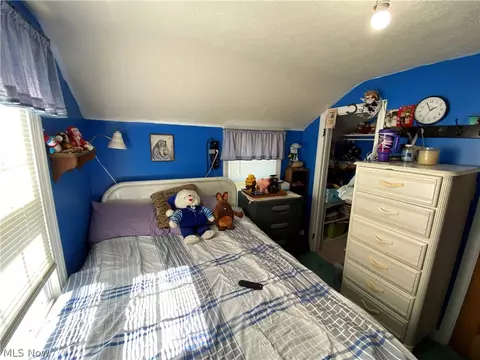 Bedroom - 6431 Austinburg Rd, Ashtabula, OH 44004 photo 1 of 8
