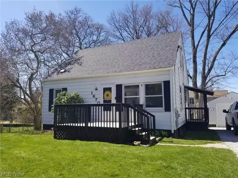 Exterior - 1670 Breiding Rd, Akron, OH 44310 photo 2 of 7
