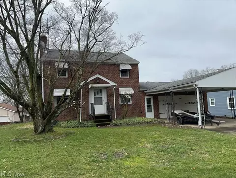 1206 Hartzell Ave, Niles, OH 44446