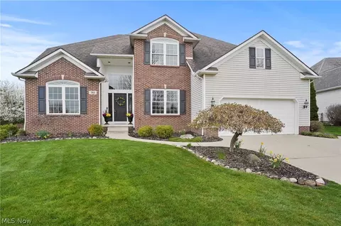 765 Archwood Rd, Wadsworth, OH 44281