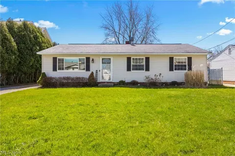 35504 King Dr, Eastlake, OH 44095