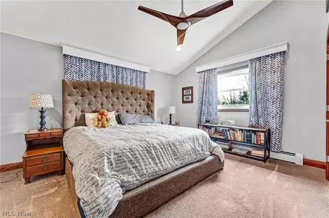 Bedroom - 30240 Miles Rd, Solon, OH 44139 photo 3 of 12