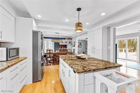 Kitchen - 30240 Miles Rd, Solon, OH 44139 photo 5 of 7