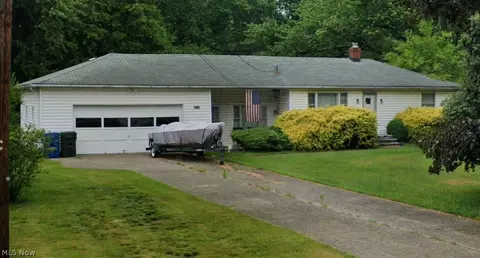 33122 Chestnut Ridge Rd, North Ridgeville, OH 44039