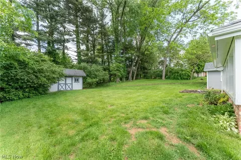Exterior - 191 Oneida Ave NW, Canton, OH 44708 photo 11 of 11