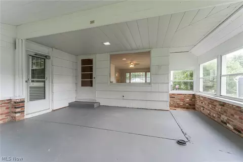 Exterior - 191 Oneida Ave NW, Canton, OH 44708 photo 5 of 11