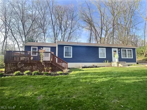 27 Weil Ave, Akron, OH 44319