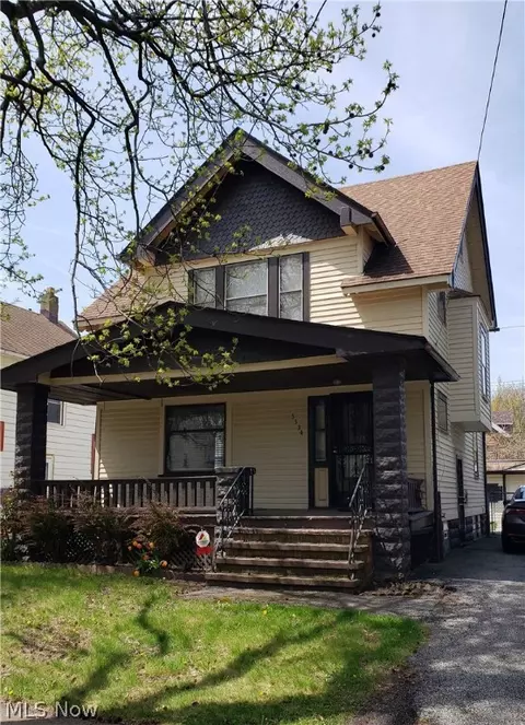3334 W 99 St, Cleveland, OH 44102