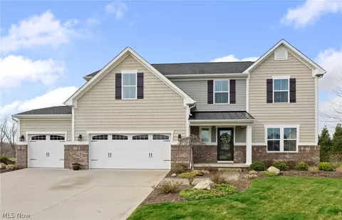 306 Bellview Ct, Wadsworth, OH 44281