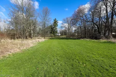 Exterior - 4903 Judy Rd, Rootstown, OH 44272 photo 6 of 6